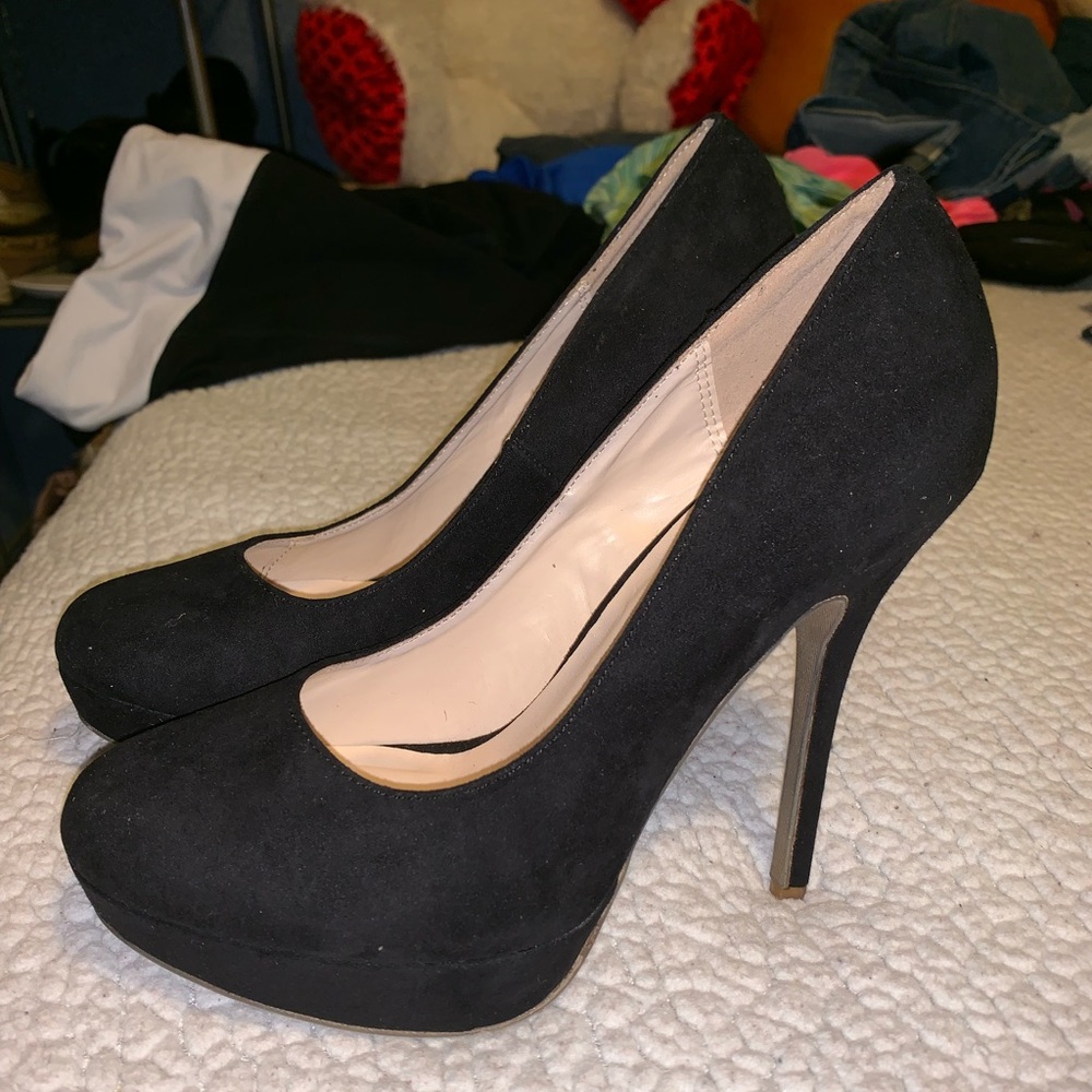 Black heels